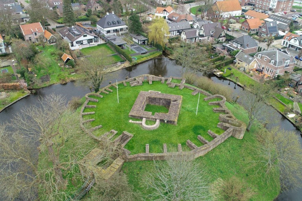 De Burcht van Voorne